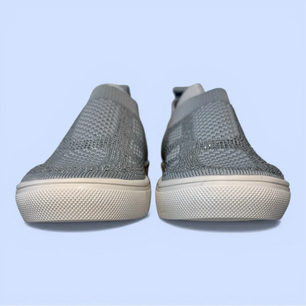 bernie mev.‎ Women's Sneakers Glamour Gray Silver Rhinestones NWT Sz US 7, EU 37